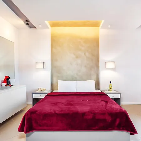 Atrium 4* خالكيذيكي