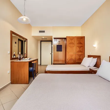 Hotel Atrium 4*