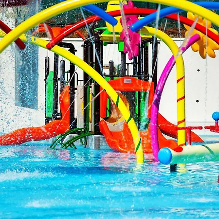 Atrium فندق 4*