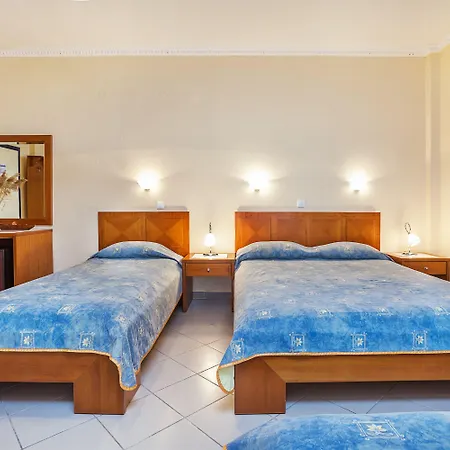 Atrium Hotel 4*