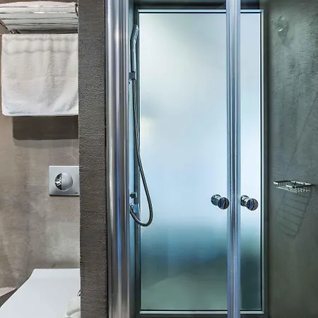 Atrium ホテル
