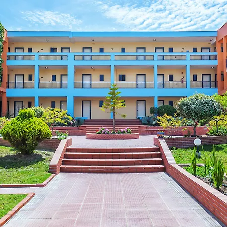 Atrium Hotel