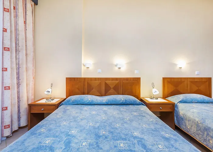 Atrium Hotel 4*