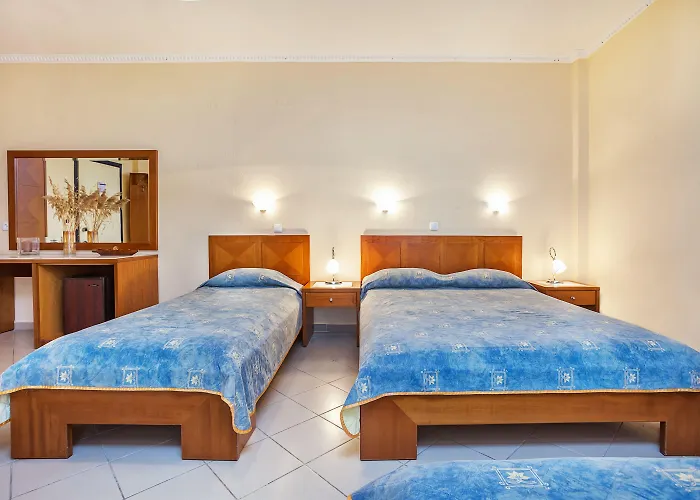 Atrium Hotel 4*