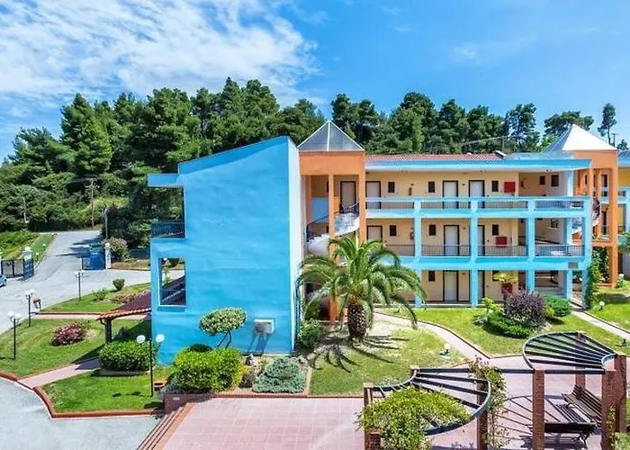 Atrium 4*