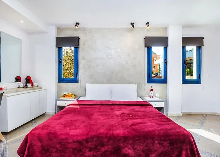 Atrium Hotel 4*